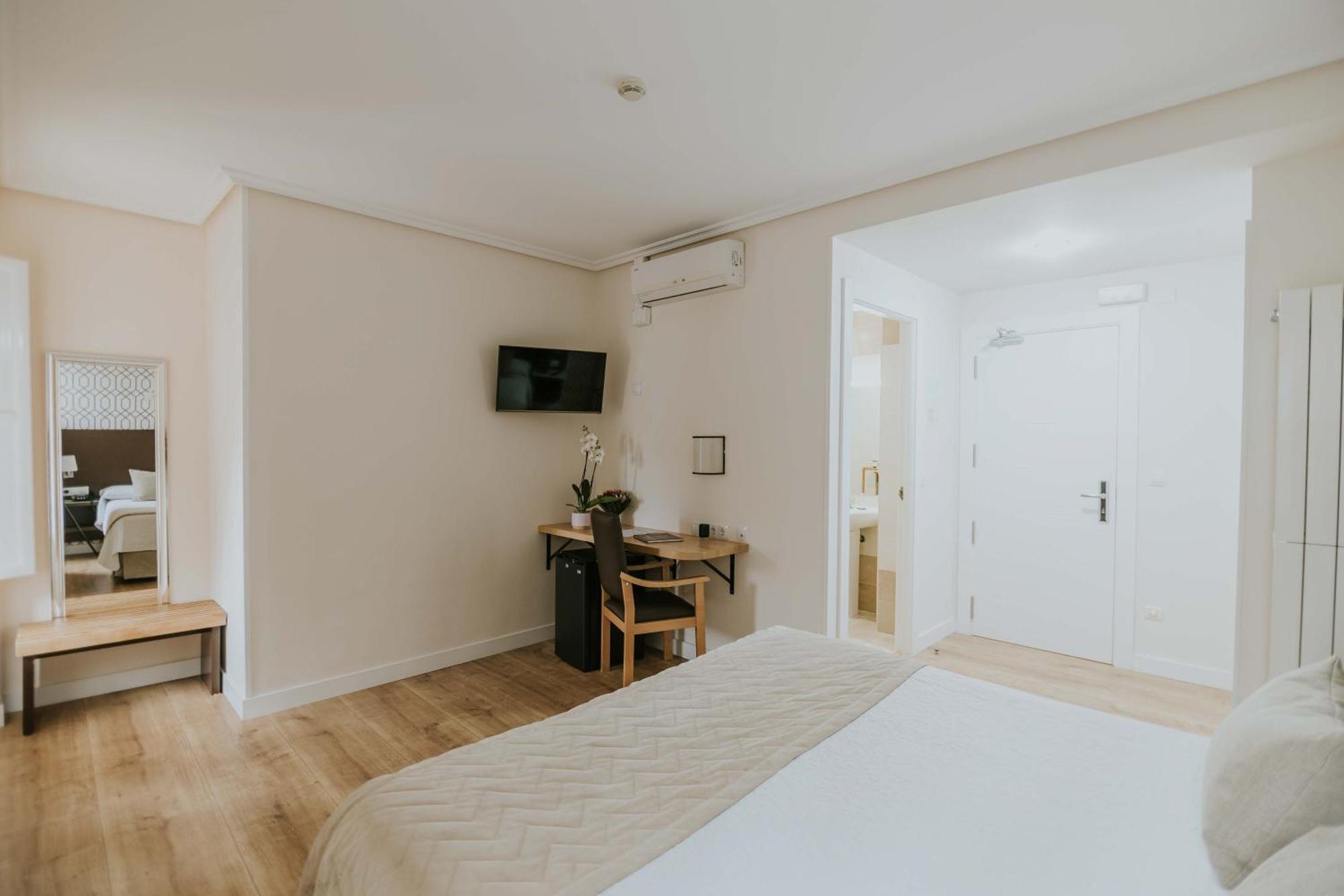 Hotel Arrope Haro Eksteriør billede